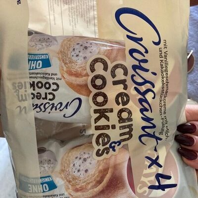 Croissant cream&cookies