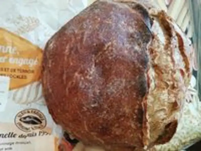 Pain demi complet 800 g