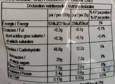 Pruneaux dénoyautés nutrition facts table