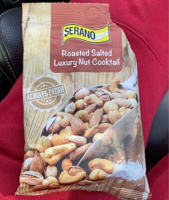 Roasted salted luxury nut cocktail