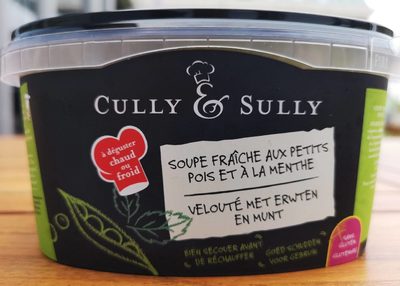 Soupe fraîche aux petits pois et à la menthe