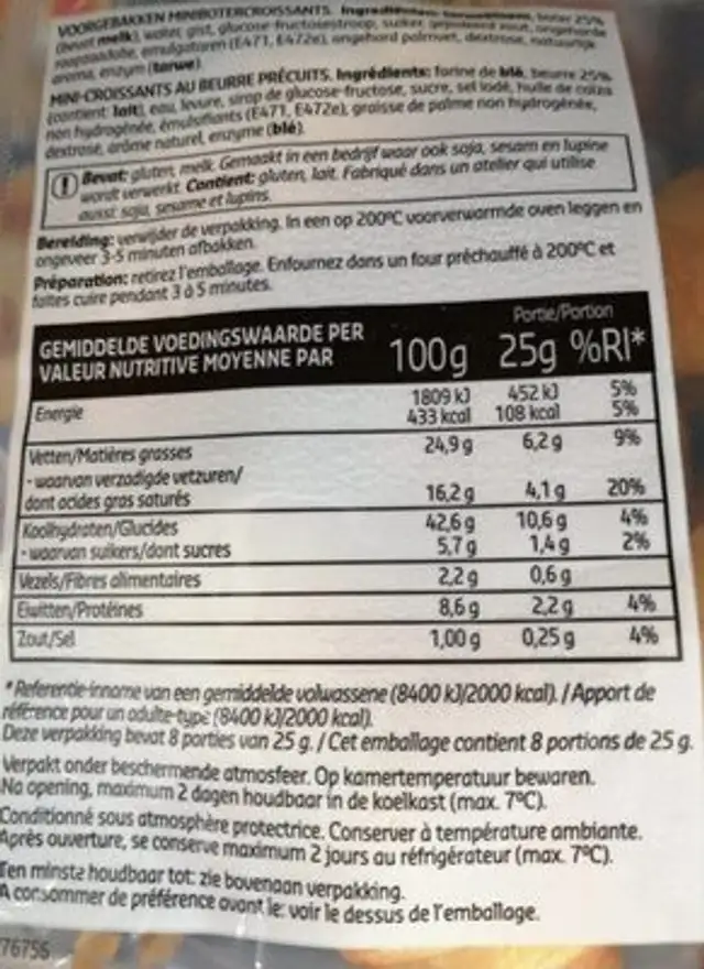 Mini croissants Delhaize 8x nutrition facts table