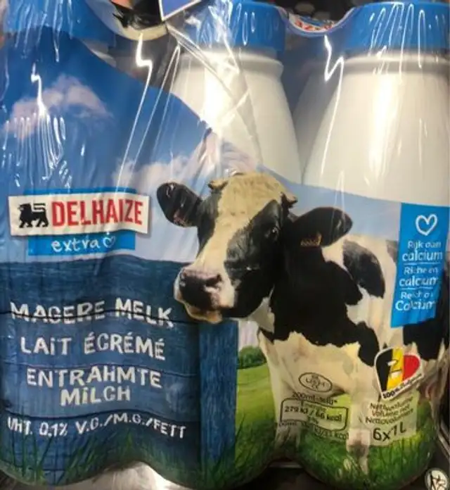 Lait écrémé front packaging