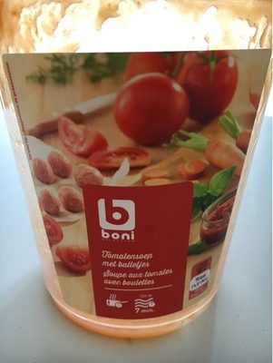 Soupe Aux Tomates Avec Boulettes