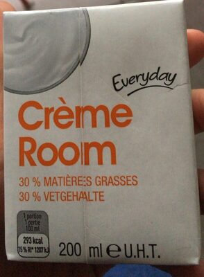 Crème UHT front packaging