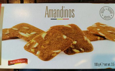 Butter biscuits with almonds