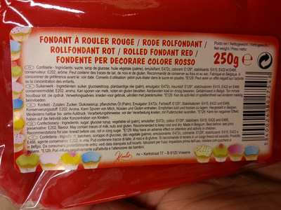 Fondant à rouler rouge front packaging