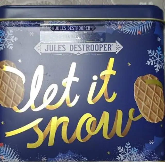 Let it snow front packaging