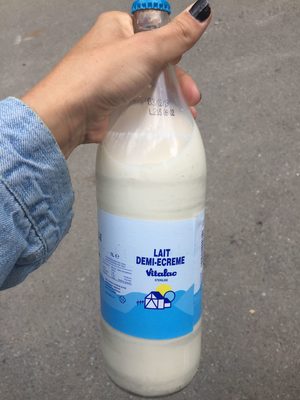 Lait demi-écrémé