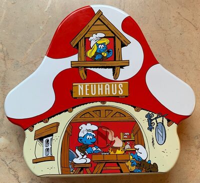 Milk chocolates with cookies front packaging