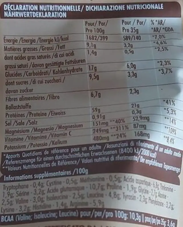 SUPER VEGAN PROTEIN - Cacahuétes & Maca nutrition facts table