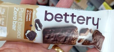 Plant Based Zero Bar Cookies & Cream Flavour front packaging