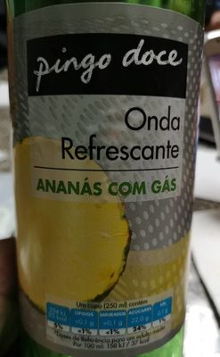 Sumo ananás com gás front packaging