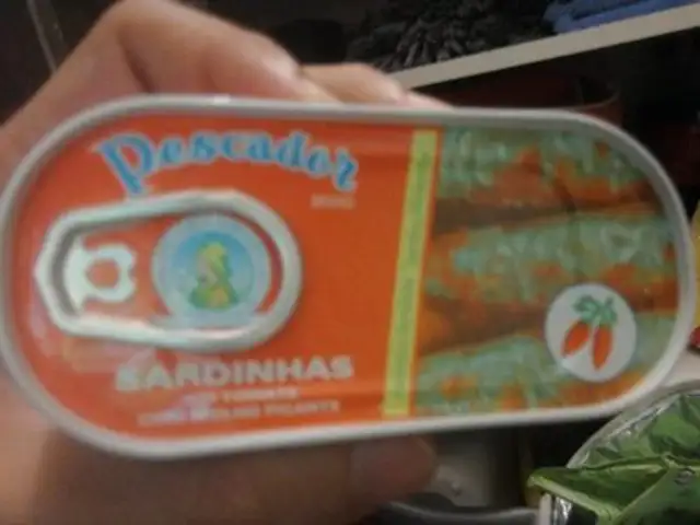 Sardine à la sauce tomate et huile piquante front packaging