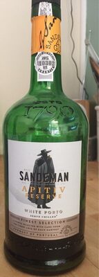 Vin sandeman porto front packaging