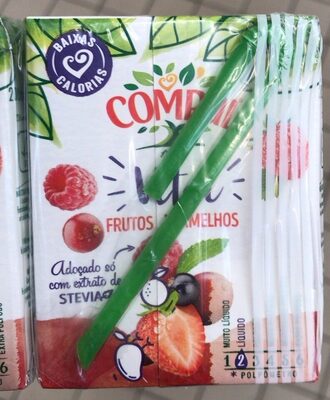 Compal Vital Frutos Vermelhos Pack front packaging