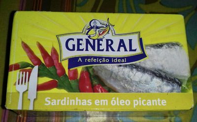 Sardinhas em óleo picante front packaging