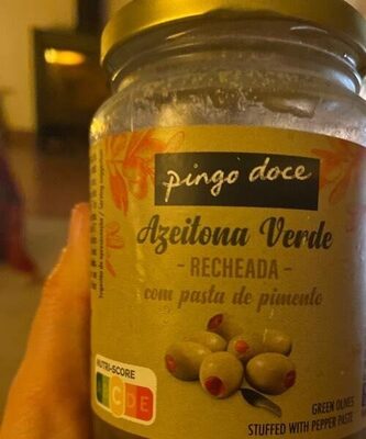 Azeitona Verde recheada com pasta de pimento