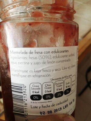 Strawberry preserve ingredients label