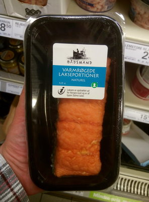 Varmrøget Laks front packaging