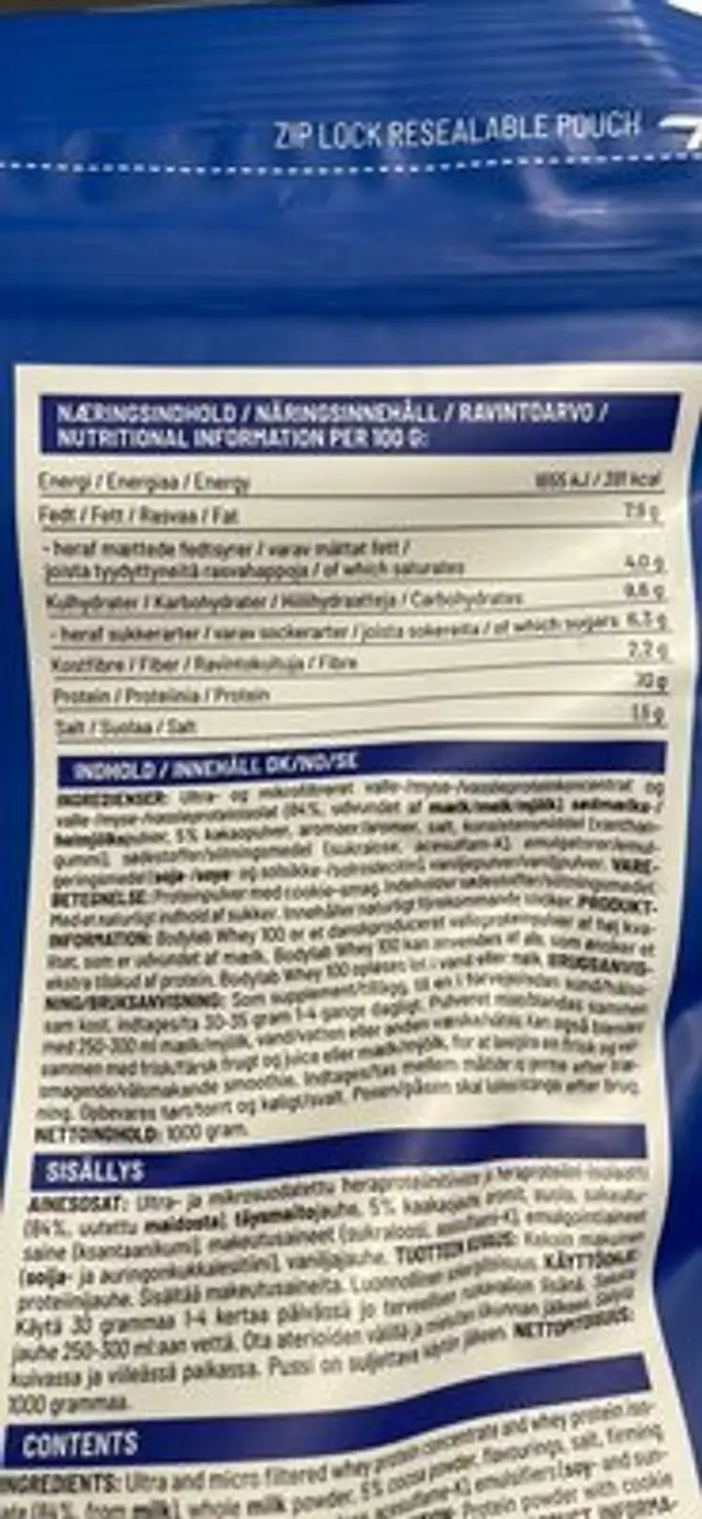 Whey 100 Cookies & Cream Protein Powder nutrition facts table