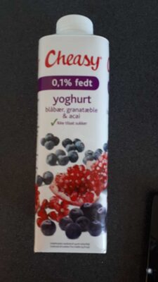 Yoghurt med blåbær, granatæble og acai