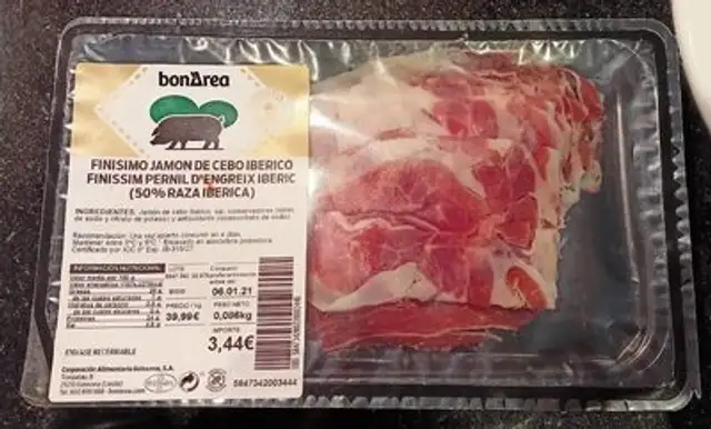 Finísimo jamón de cebo ibérico front packaging