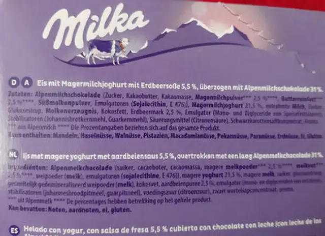 Yoghurt & Strawberry Swirl ingredients label