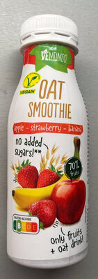 Ovesné smoothie s banánem, jahodami a jablkem