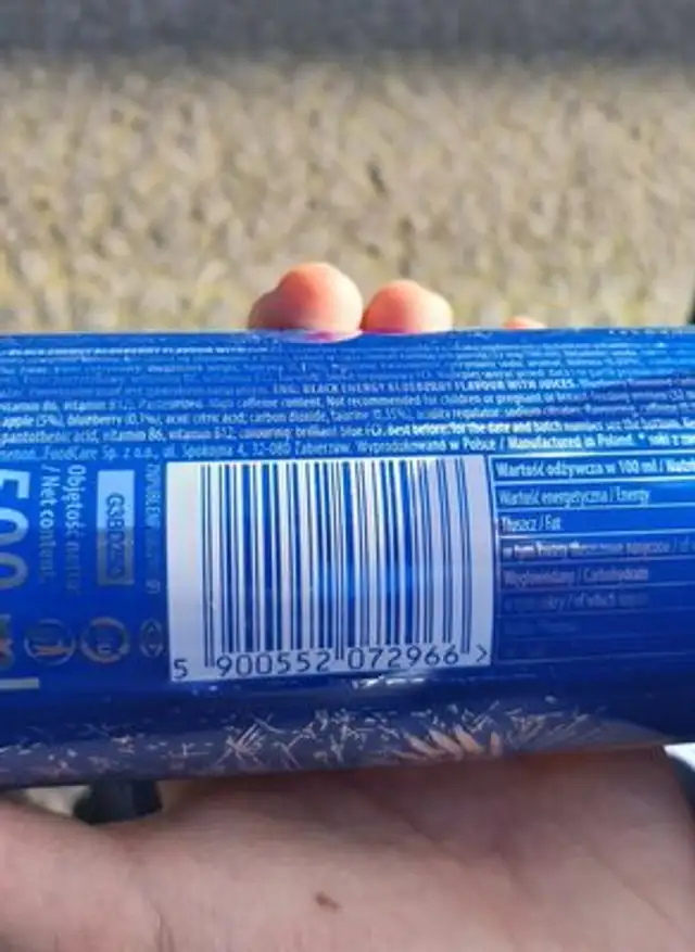 black ingredients label