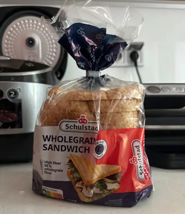 Chleb tostowy pszenny pełnoziarnisty front packaging