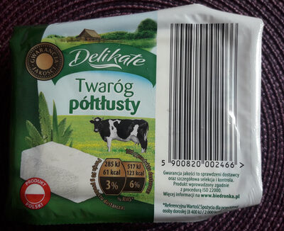 Twaróg półtłusty front packaging