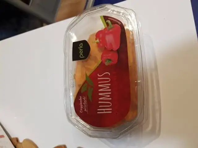 Hummus paprykowy perla