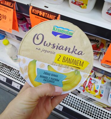 Owsianka na jogurcie z bananem