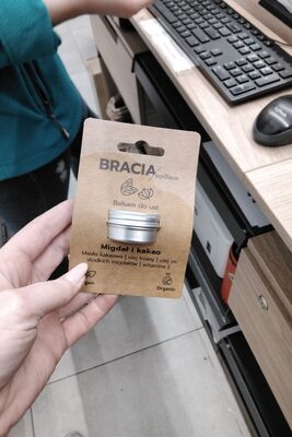 Balsam do ust migdał kakao