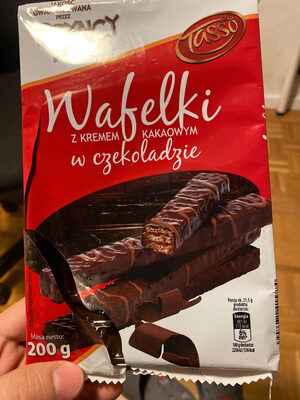 Wafelki z kremem kakaowym w czekoladzie front packaging
