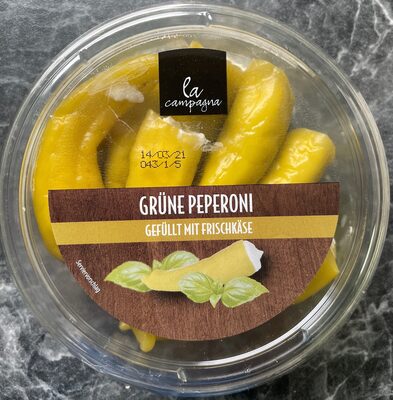 Grüne Peperoni gefüllt mit Frischkäse