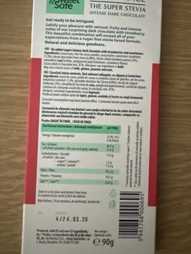 Exceedance Strawberry nutrition facts table