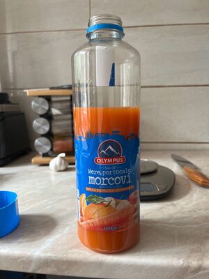 Apple, Orange and Carrot Juice