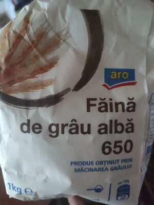 Faina de grâu albă