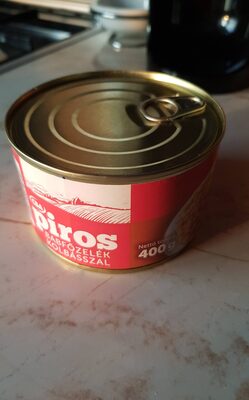 Piros babfőzelék kolbásszal