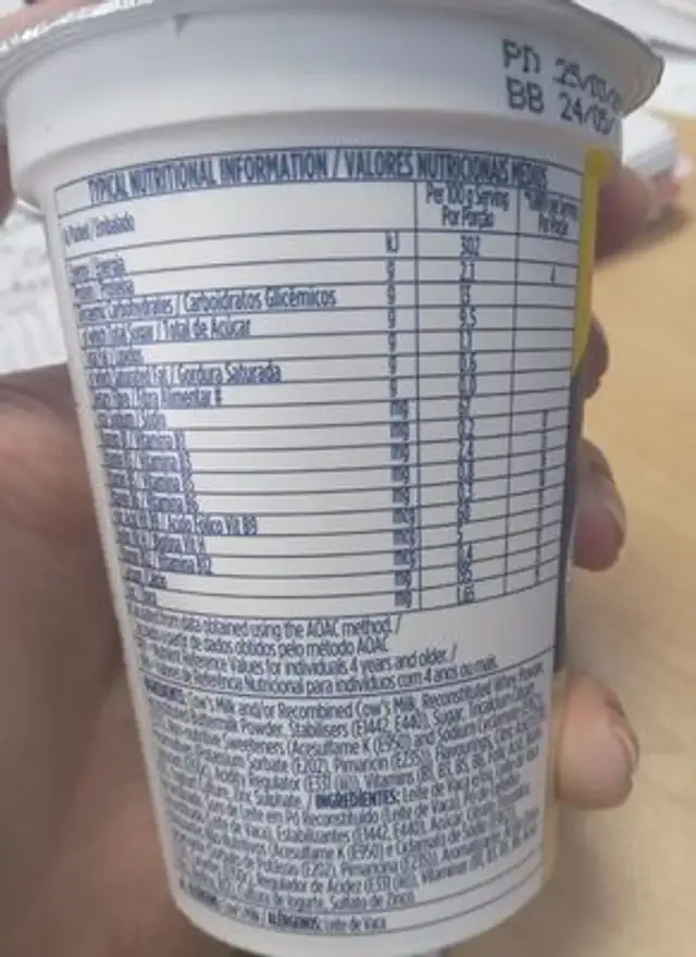 Vanilla Flavoured Low Fat Yogurt nutrition facts table