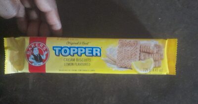 Topper lemon flavoured cream biscuits