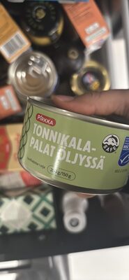 TONNIKALAPALAT ÖLJYSSÄ
