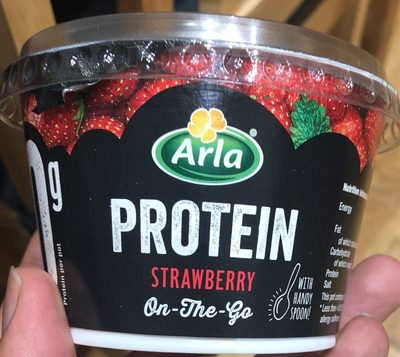 Protein strawberry front packaging