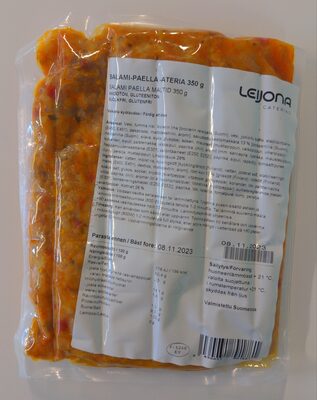 Salami-paella -ateria