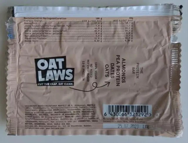The Protein Bar almonds, pea protein, dates, oats ingredients label