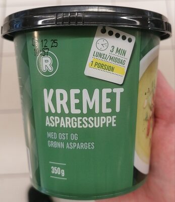 Kremet aspergussippe med ost og grønn asparges