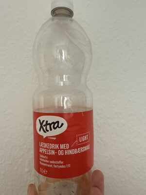 Orange and raspberry flavored lemonade