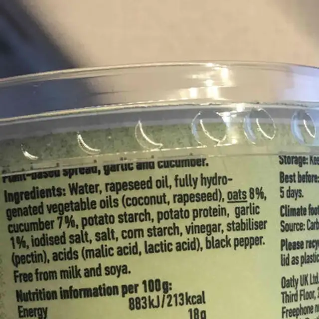 Creamy oat spread Garlic & Cucumber ingredients label